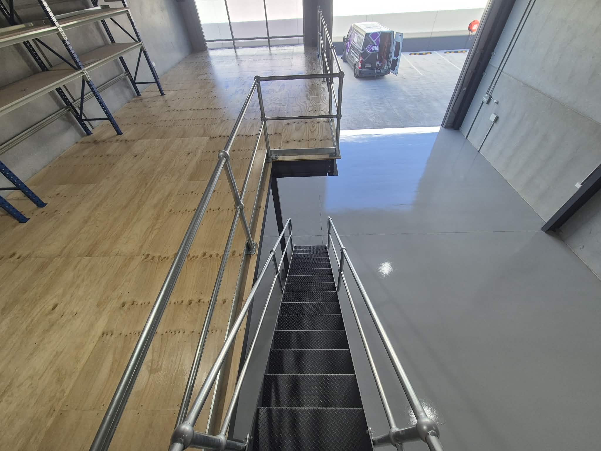 Epoxy floor industrial unit